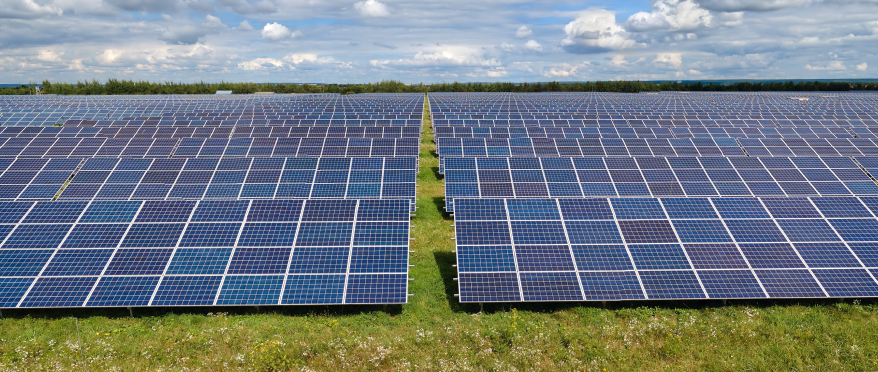 Energetyka alternatywna z AsstrA: transport paneli słonecznych z Polski do Ukrainy